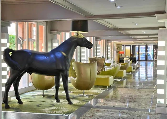 Plaza Capitole Hotel