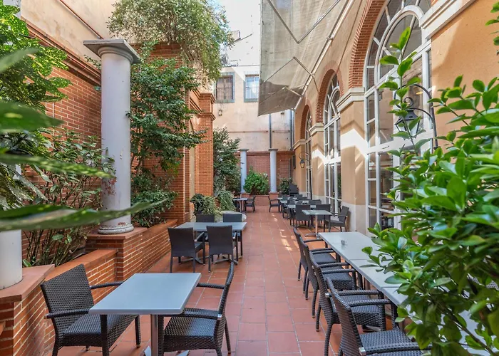 Plaza Capitole Hotel