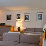 Plaza Capitole Hotel 4*