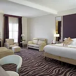 Hotel Plaza Capitole 4*