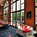 Plaza Capitole Hotel