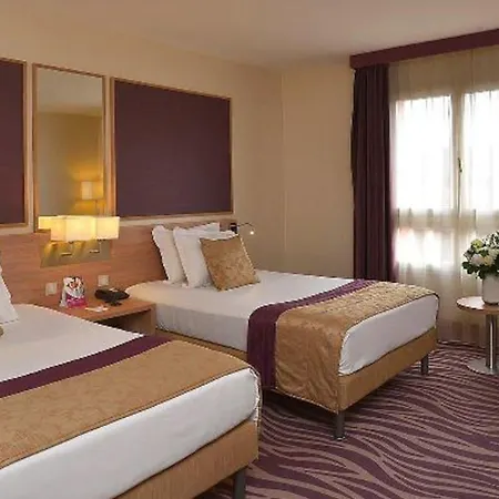 Hotel Plaza Capitole 4*