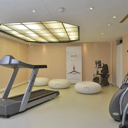 Plaza Capitole Hotel 4*