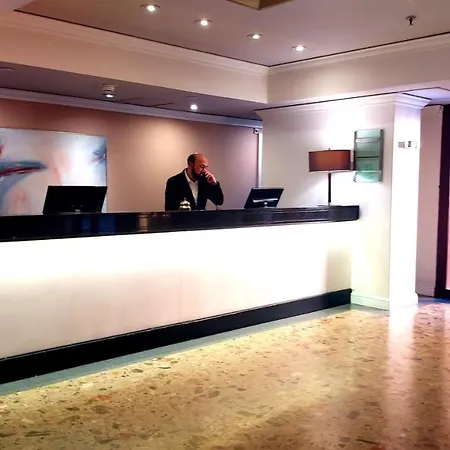 Plaza Capitole Hotel