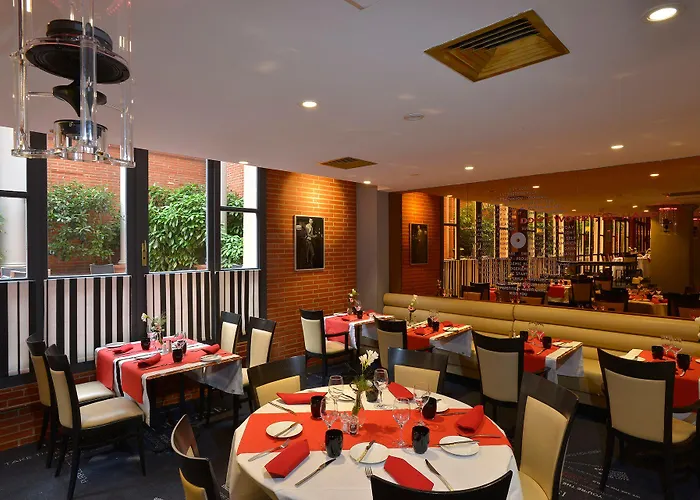 Plaza Capitole 4* Тулуза