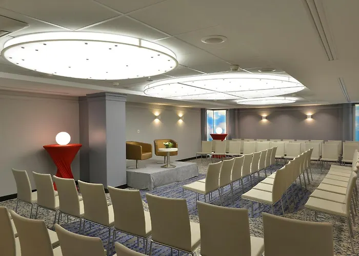 Plaza Capitole ホテル 4*