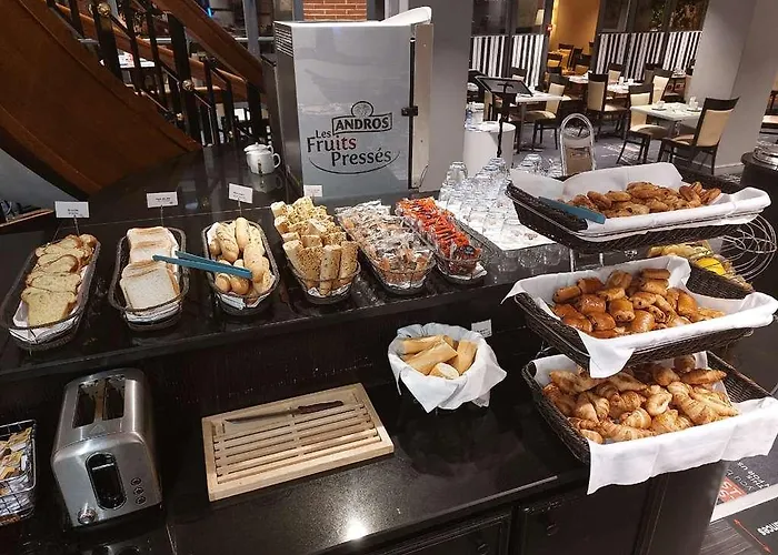 Plaza Capitole Отель 4*