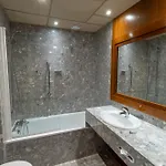 Hotel Plaza Capitole 4*