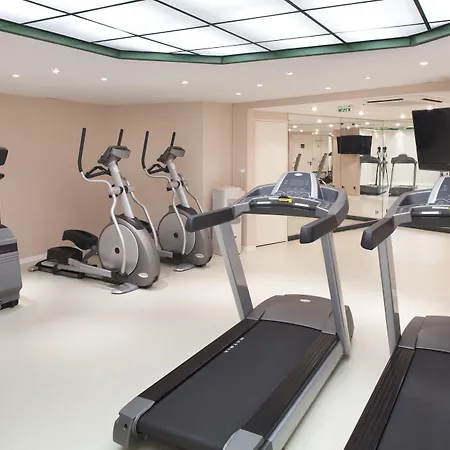 מלון Plaza Capitole 4*